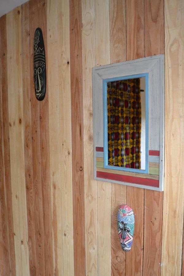 En Chapoisie Bed and Breakfast Ciney Εξωτερικό φωτογραφία