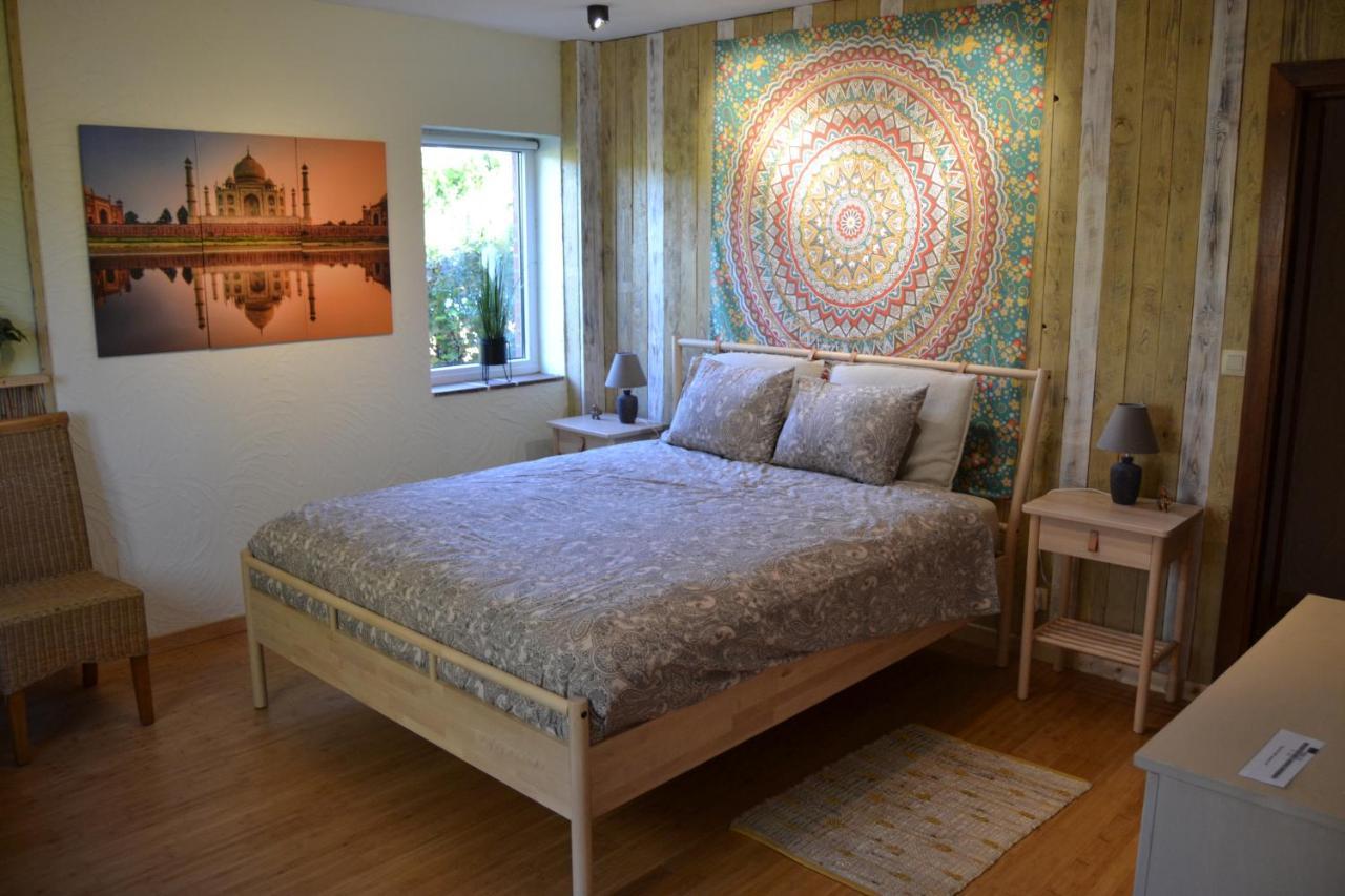 En Chapoisie Bed and Breakfast Ciney Εξωτερικό φωτογραφία